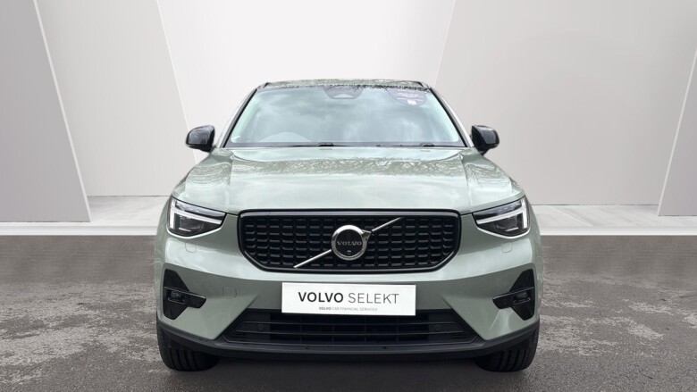 Volvo XC40 2.0 B4P Ultra Dark 5dr Auto Petrol Estate